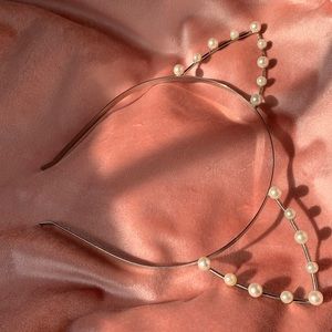 Sliver Pearl Cat Ears